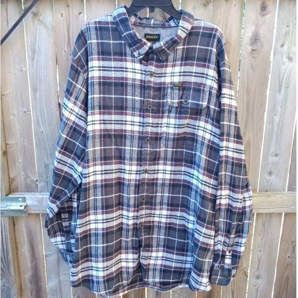 006 Stanley Men's 2XL Button Down Plaid Flannel Shirt